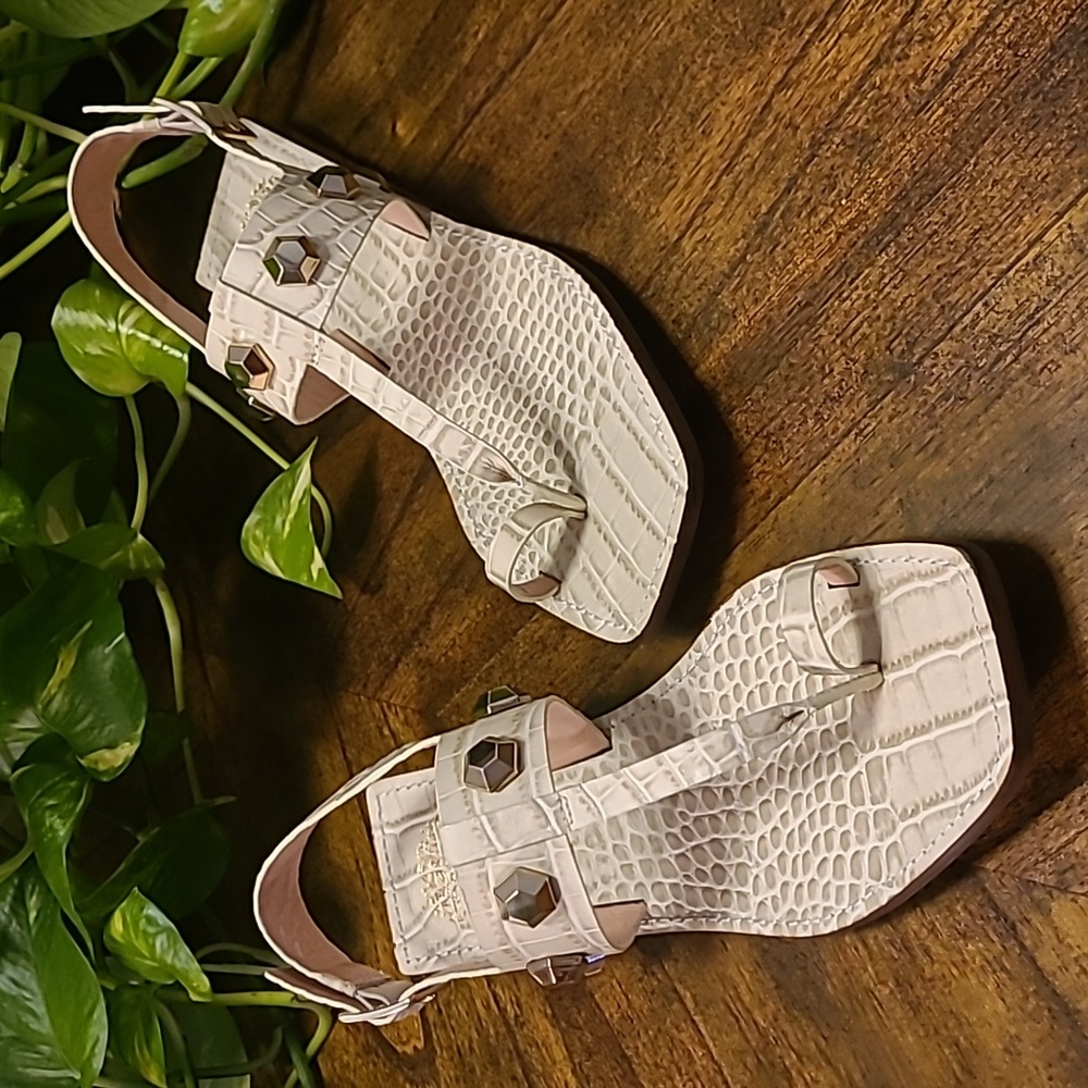 Vince Camuto Dailettee reptile print sandal